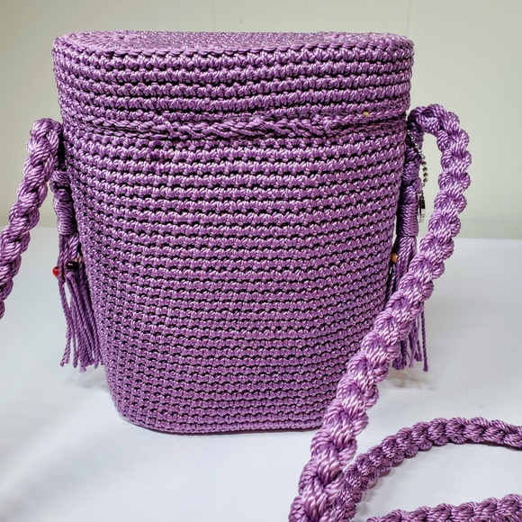The Sak Essential Crochet Phone Crossbody in Heather - Picture 4 of 9